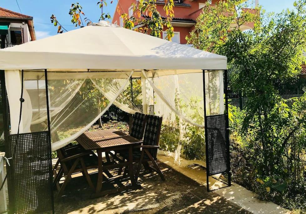 Garden Cozy Apartment Zadar Extérieur photo